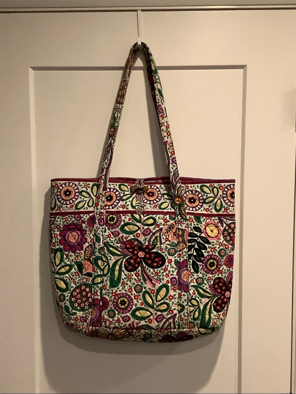 Vera Bradley Butterfly Garden Floral Quilted Toggle Tote Bag RETIRED
